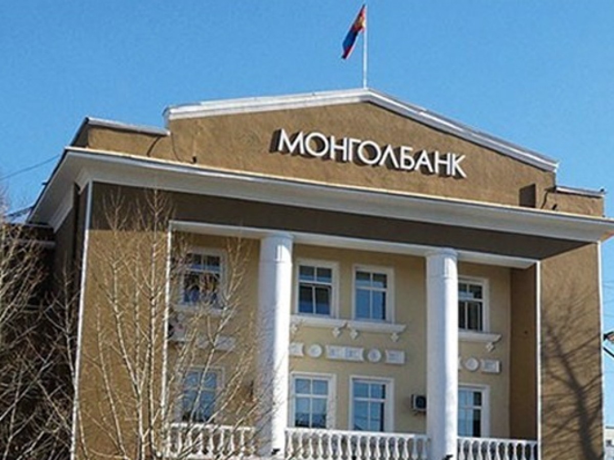 Монголбанк 6 сая ам.доллар худалдаж, 12 сая ам.долларыг худалдан авчээ