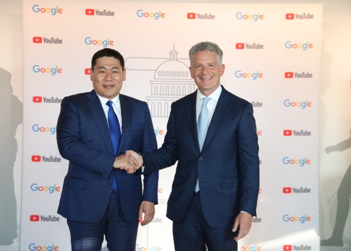 “Google” компани Монгол Улсад 10,000 багш, 1000 инженер бэлтгэхээр боллоо