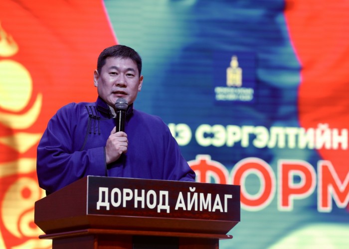 Ерөнхий сайд Л.Оюун-Эрдэнэ: Чойбалсан чиглэлд зураг төсөв нь батлагдсан авто замуудын төслийг ирэх оны төсвөөр хэрэгжүүлнэ