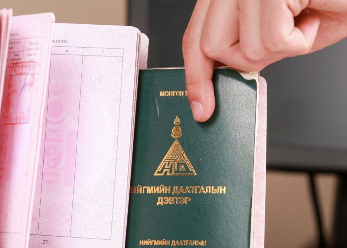 Малчид, тариаланчдад төрөөс олгодог урамшууллаас нь эрүүл мэндийн болон НДШ суутгах журмыг баталжээ