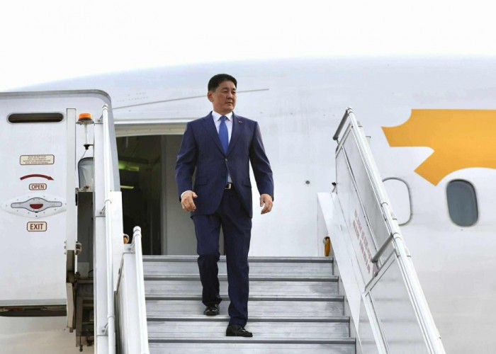 Ерөнхийлөгч У.Хүрэлсүх Бүгд Найрамдах Энэтхэг Улсад төрийн айлчилж байна