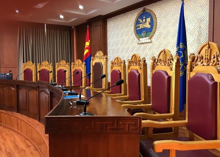 Лхавга гарагт Үндсэн хуулийн цэцийн их суудлын хуралдаан болно