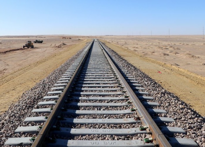 Төмөр замын бүтээн байгуулалтын ажил үргэлжилж байна
