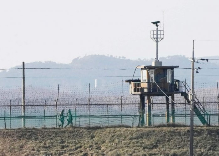 Хил зөрчихийг завдсан гадаад иргэнийг саатууллаа