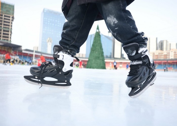 Төв цэнгэлдэх хүрээлэнд “Мөрөөдлийн мөсөн цэнгэлдэх-2025” арга хэмжээ үргэлжилж байна