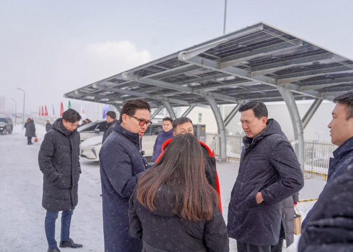 Сэргээгдэх эрчим хүчний тархмал эх үүсвэр бүхий цахилгаан тээврийн хэрэгсэл цэнэглэх дэд бүтцийг хөгжүүлэх хууль, эрх зүйн орчны талаарх хэлэлцүүлэг зохион байгуулагдлаа