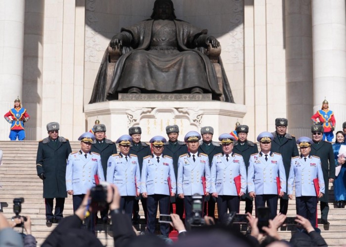 Батлан хамгаалах салбарын шинэ генералууд