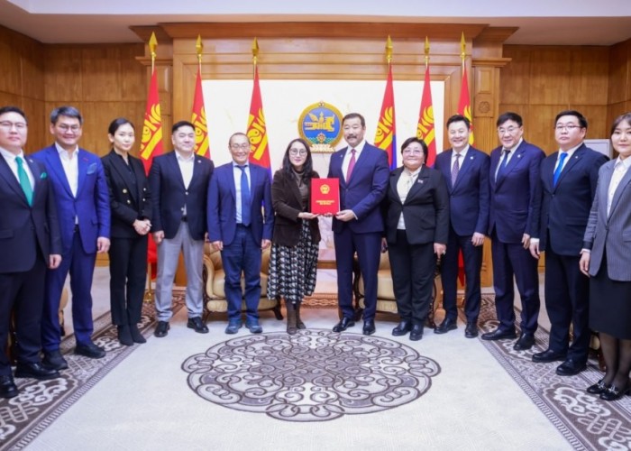 Хувь хүний орлогын албан татварын тухай хуульд өөрчлөлт оруулах тухай хуулийн төслийг өргөн мэдүүллээ