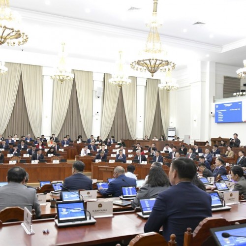 Монгол Улсын Ерөнхий сайдаар Улсын Их Хурлын гишүүн Н.Учралыг томиллоо