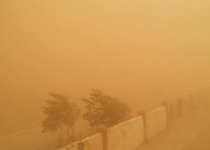 Зарим нутгаар шороон шуурга шуурна