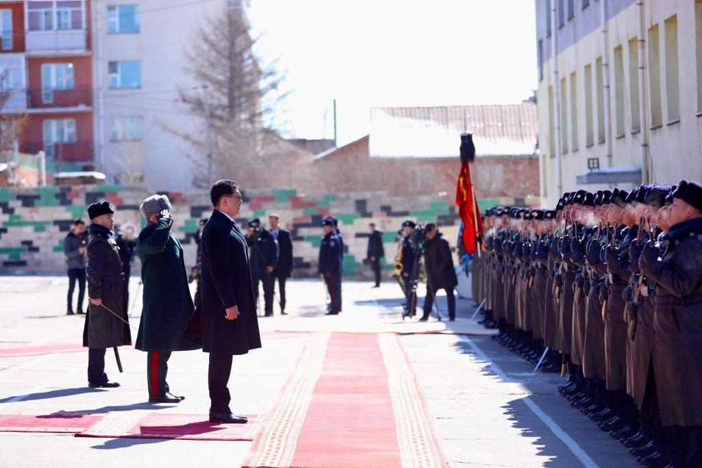 У.Хүрэлсүх: Сөрөг тусгай ажиллагаанд оролцох өндөр чадвартай Дотоодын цэргийн хөдөлгөөнт хүчин байгуулах нь зүйтэй