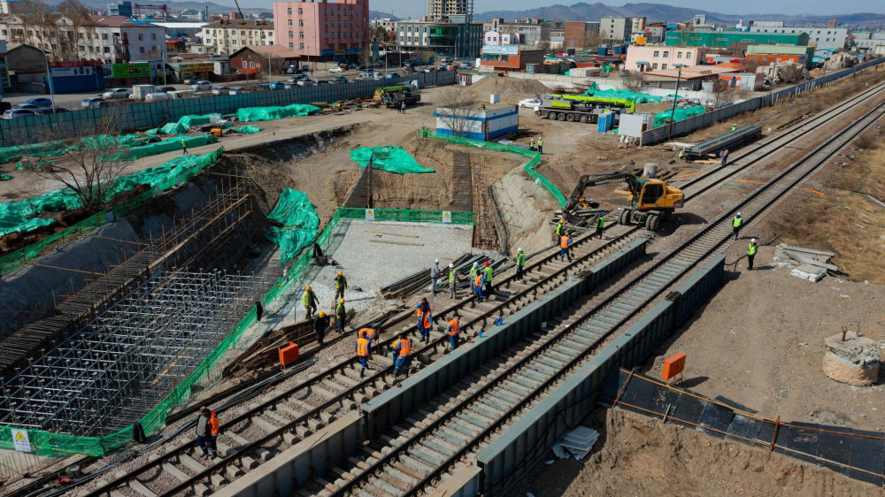 Таван шарын нүхэн гарцын зорчих хөдөлгөөнийг зургаадугаар сард нээнэ