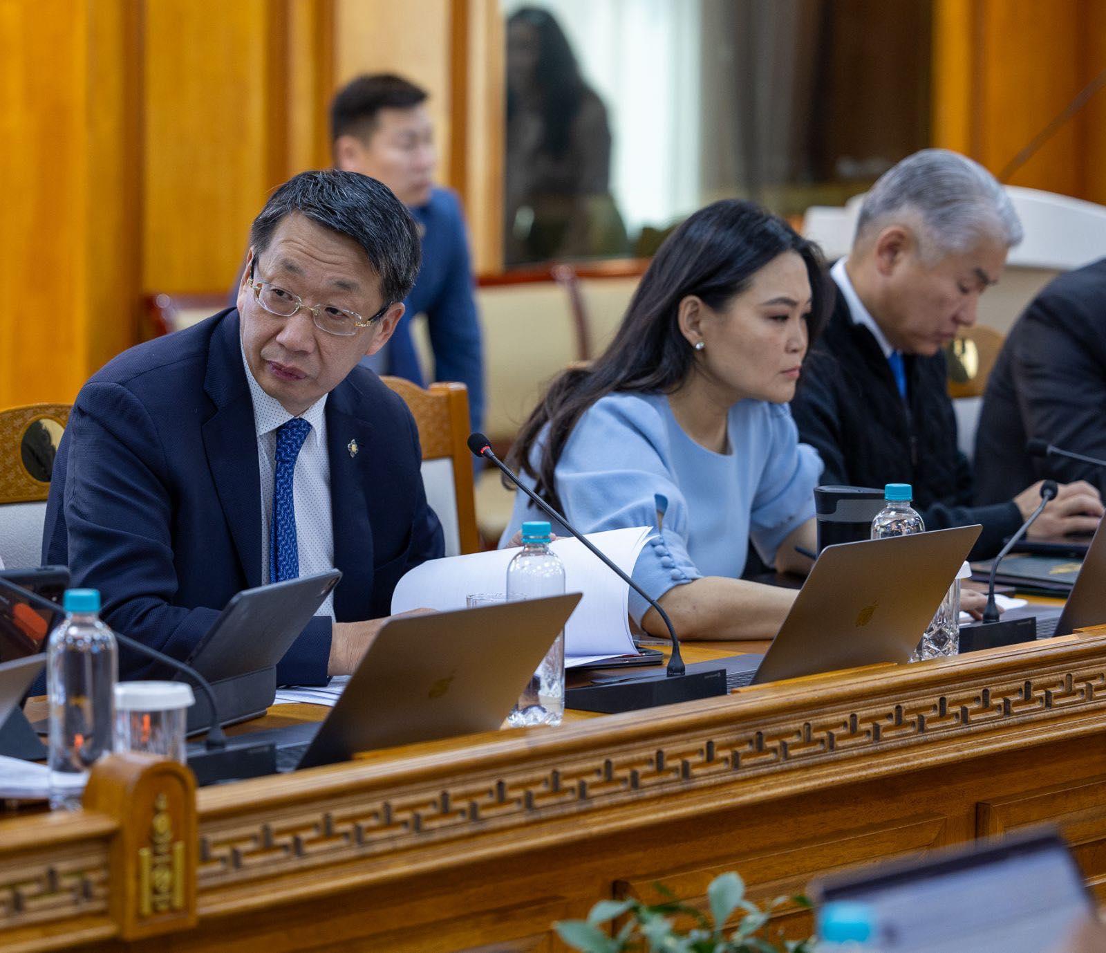 Хөдөлмөр эрхлэлтийг дэмжих сангаас санхүүгийн дэмжлэг үзүүлэх журамд нэмэлт, өөрчлөлт орууллаа