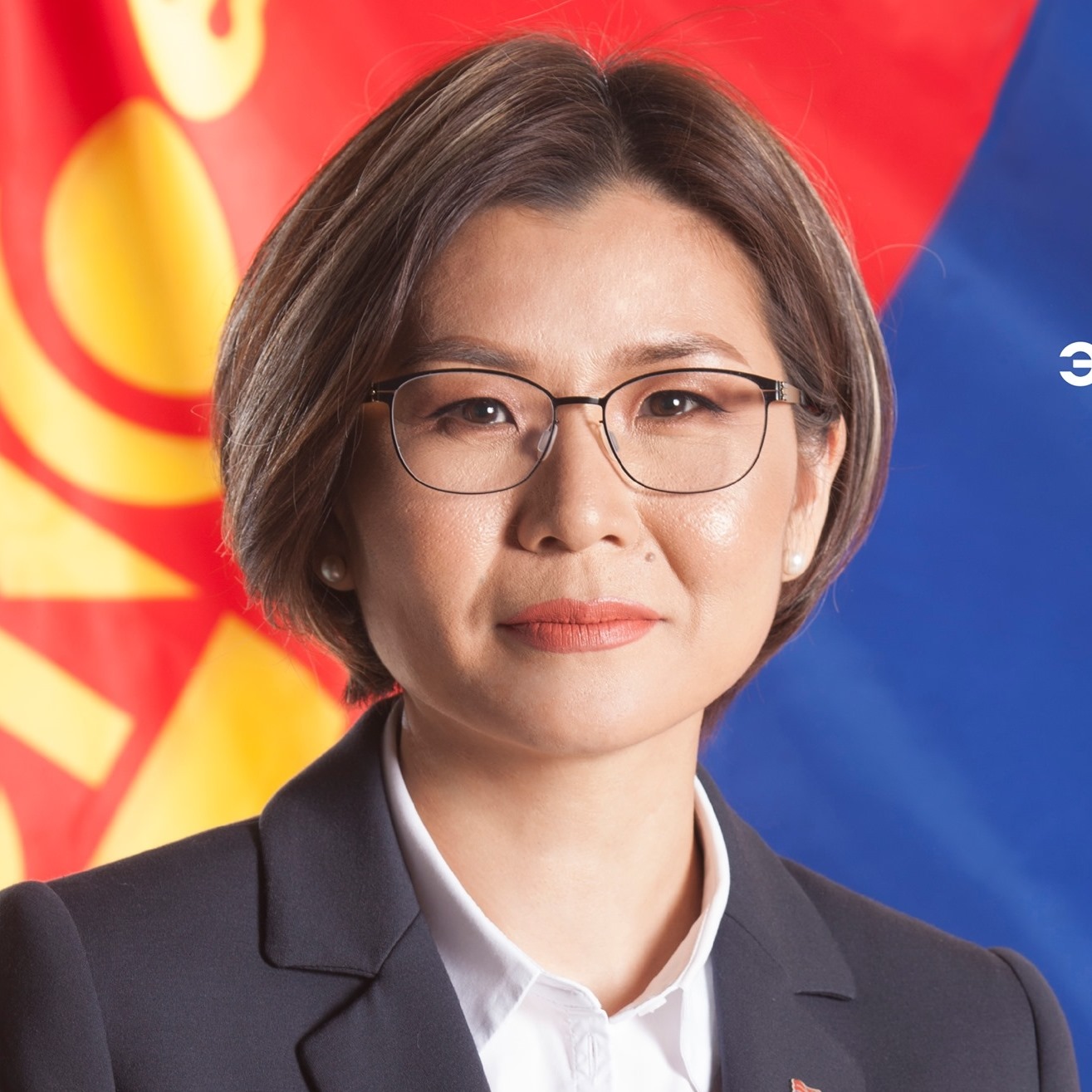 Г.Уянгахишиг: Засгийн газар чиг үүргээсээ халиад улс төрийн тулаан руу яваад орчихлоо