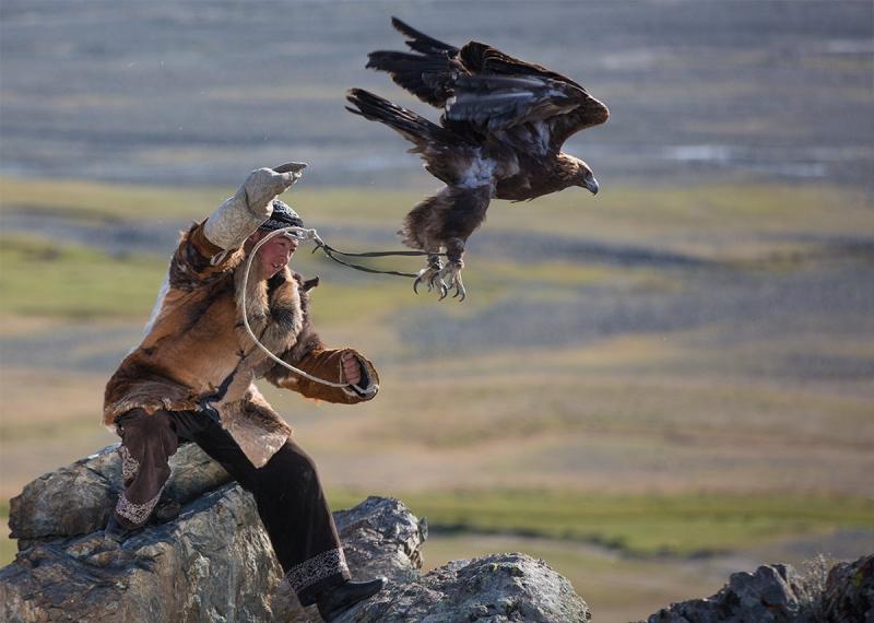 3 дугаар сарын 7,8-ны өдрүүдэд "Бүргэдийн баяр" болно