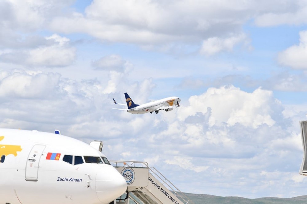 Япон улстай 11 гарцтай шинэ нисэх буудлын өргөтгөл барих хэлцлийг хийж байна