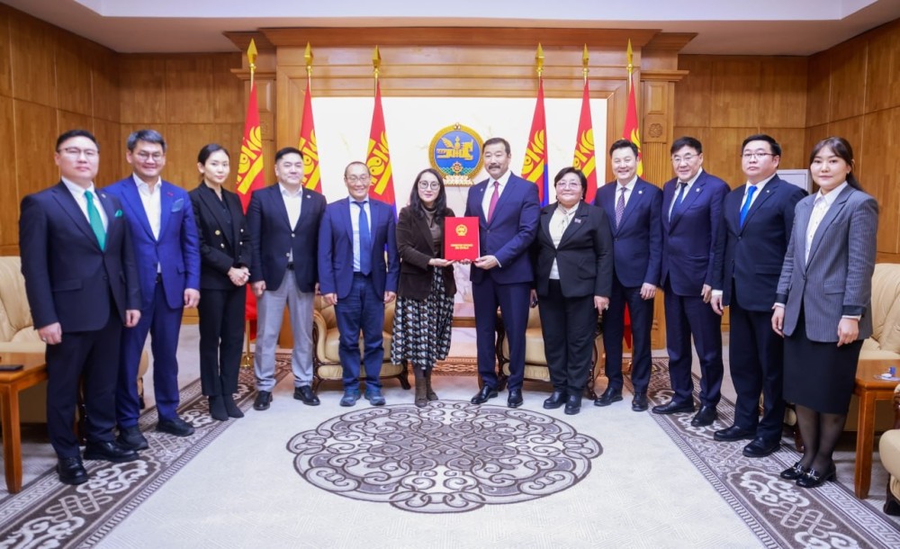 Хувь хүний орлогын албан татварын тухай хуульд өөрчлөлт оруулах тухай хуулийн төслийг өргөн мэдүүллээ