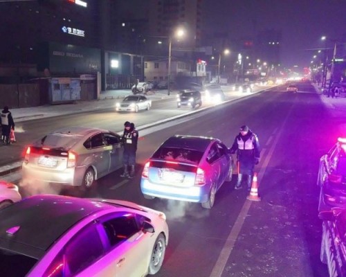 Эрхээ хасуулсан үедээ согтуугаар жолоо баривал 14 сая хүртэлх төгрөгөөр торгох эсвэл хорих ялтай