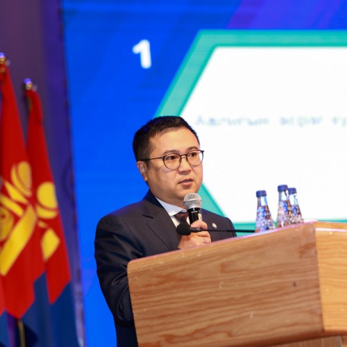 “Авлига зөвхөн төрд байдаг зүйл биш, хувийн хэвшлүүд дэх хээл хахуультай ч тэмцэнэ”