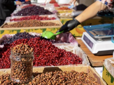 Узбекистан улс хүнс, хүнсний ногоо болон жимс, цэцэг самар зэргийг Монголд нийлүүлэх сонирхолтой байгаа
