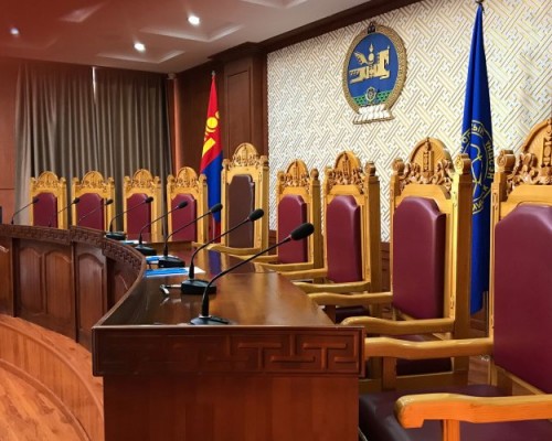 Лхавга гарагт Үндсэн хуулийн цэцийн их суудлын хуралдаан болно
