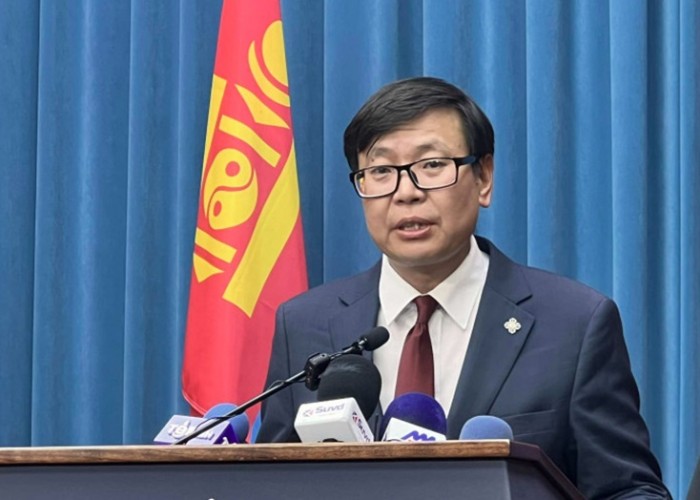 "Даваа гарагаас эхлэн томуу ихтэй сургуулиудын 1-5 ангийн сурагчдыг цахимаар хичээллүүлнэ"