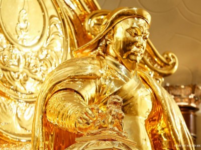 2025 онд: Эзэн Богд Чингис хааны алтан хөшөөг бүтээн заллаа