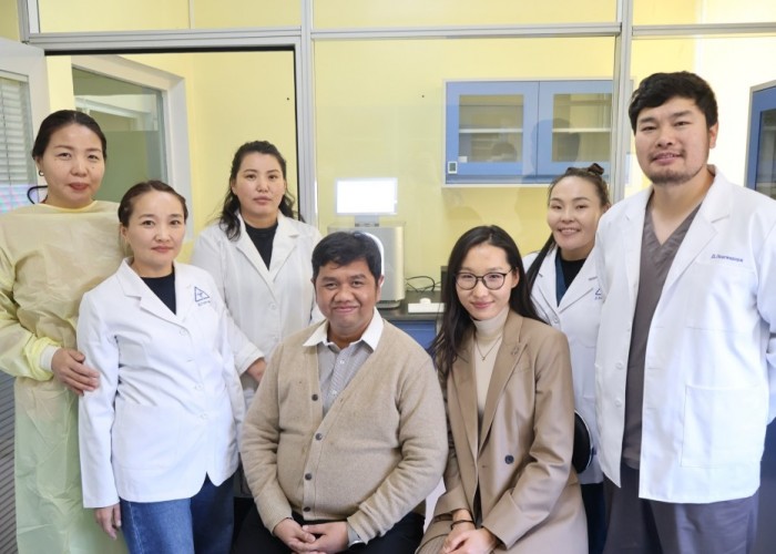 ХӨСҮТ шинэ үеийн генийн дараалал тогтоох NGS тоног төхөөрөмжийг суурилуулав