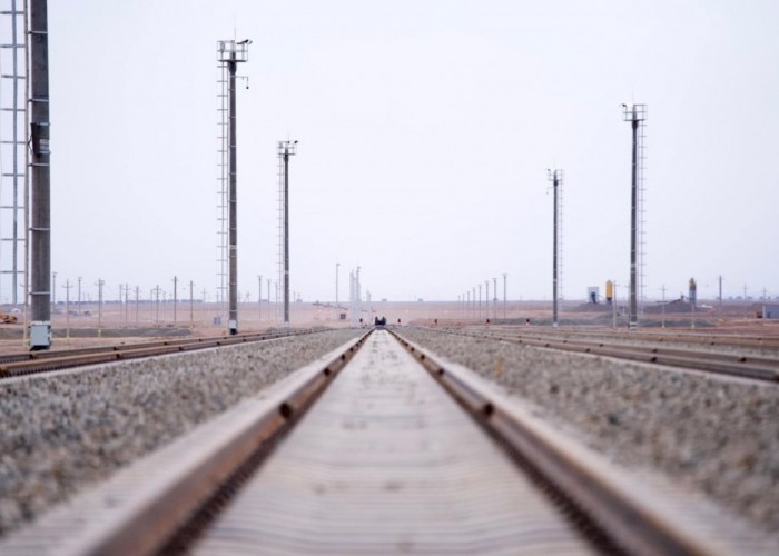 Гашуунсухайт-Ганцмод чиглэлийн төмөр замын бүтээн байгуулалт 9.3 хувийн гүйцэтгэлтэй байна