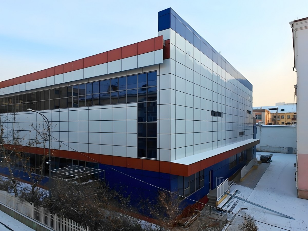 23 дугаар сургууль усан бассейн бүхий спорт цогцолбортой боллоо