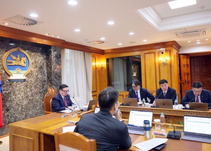 Улсын хилийн зурваст хууль зөрчиж олгосон 66 га газрыг төрийн мэдэлд буцаан авлаа