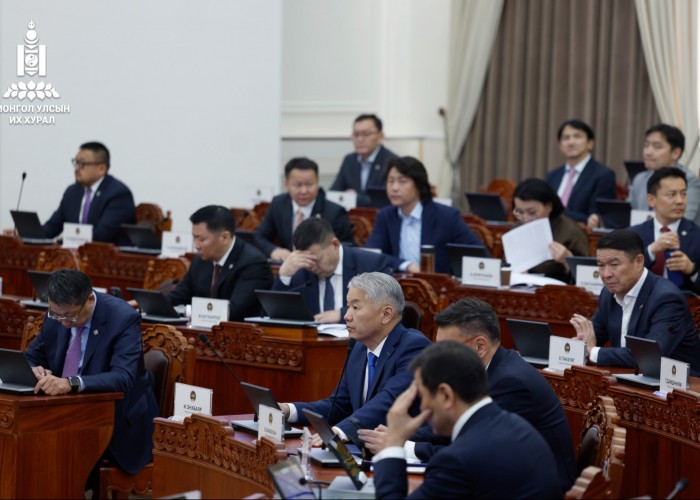 УИХ-ын чуулганы нэгдсэн хуралдаанаар Ерөнхийлөгчийн хуулийн төслийг  56.4 хувиар дэмжлээ