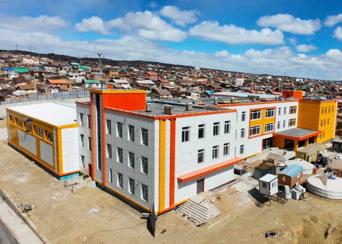 СХД-ийн 30-р хороонд барьж буй сургуулийн барилга угсралтын ажил 80 хувьтай байна