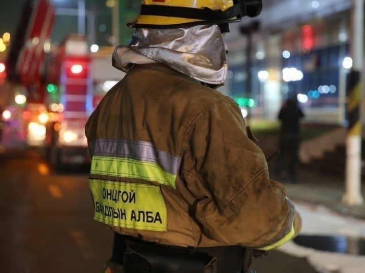 Онцгой байдлын албан хаагчид утаажилтын бүсээс 123 иргэнийг гаргажээ