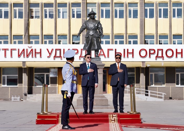 С.Бямбацогтыг  “Ховд аймгийн 100 эрхэм”-ийн нэгээр өргөмжлөв